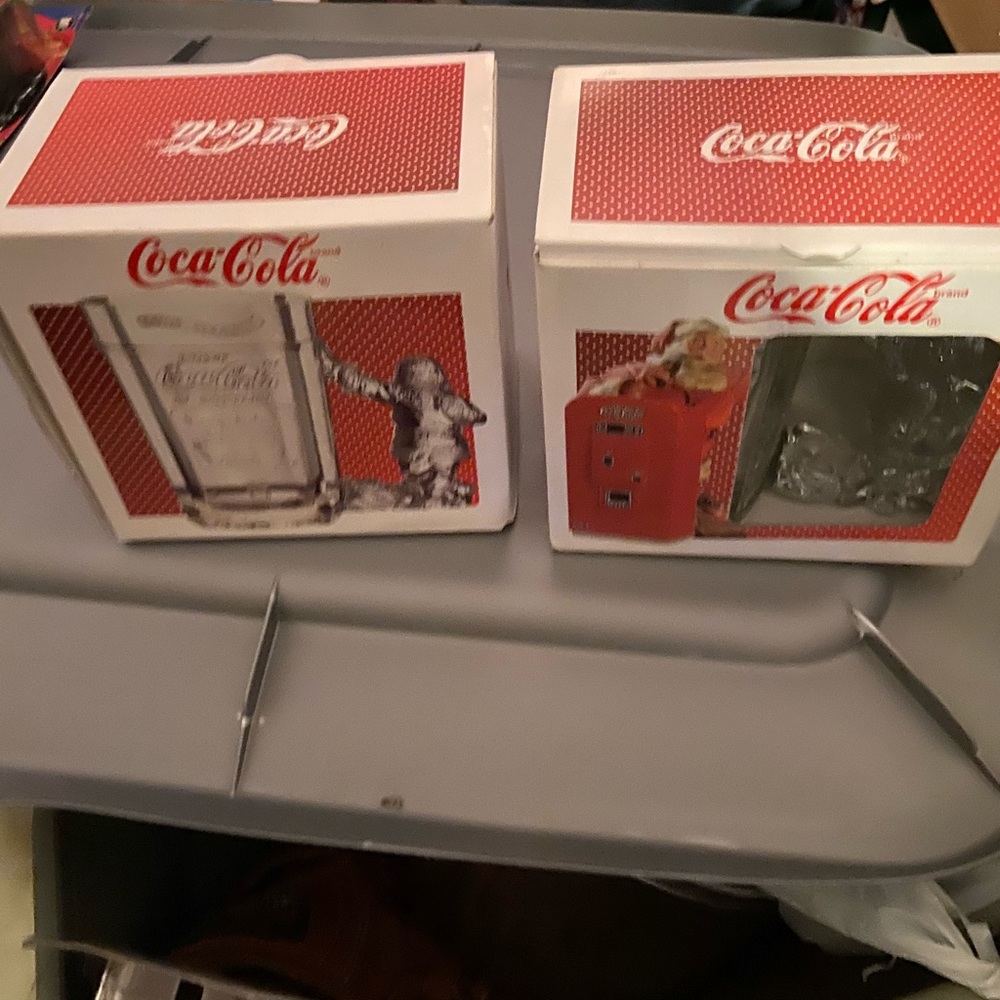 NIB Coca Cola Glass Santa Clause 1 mug